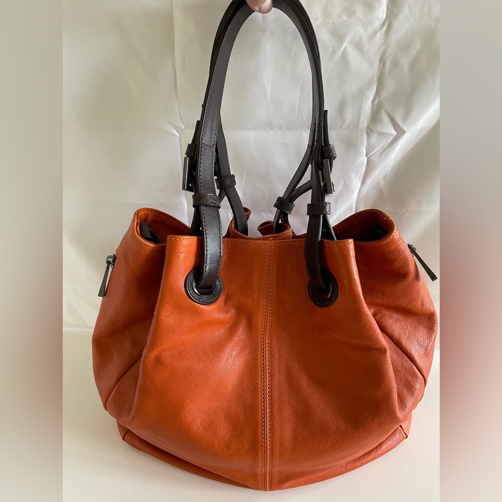 Massaccesi Soulmate Midi Zip in metallic orange Cuoio Toscano